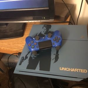 Playstation 4 (Ps4)Uncharted  Edition